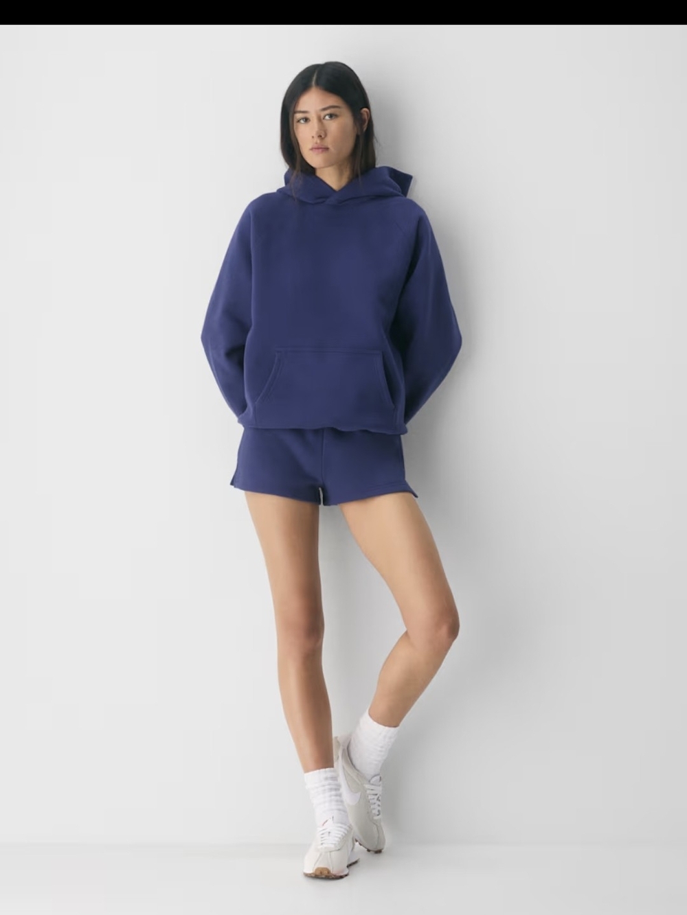 ARITZIA Navy Low-Rise Micro Shorts